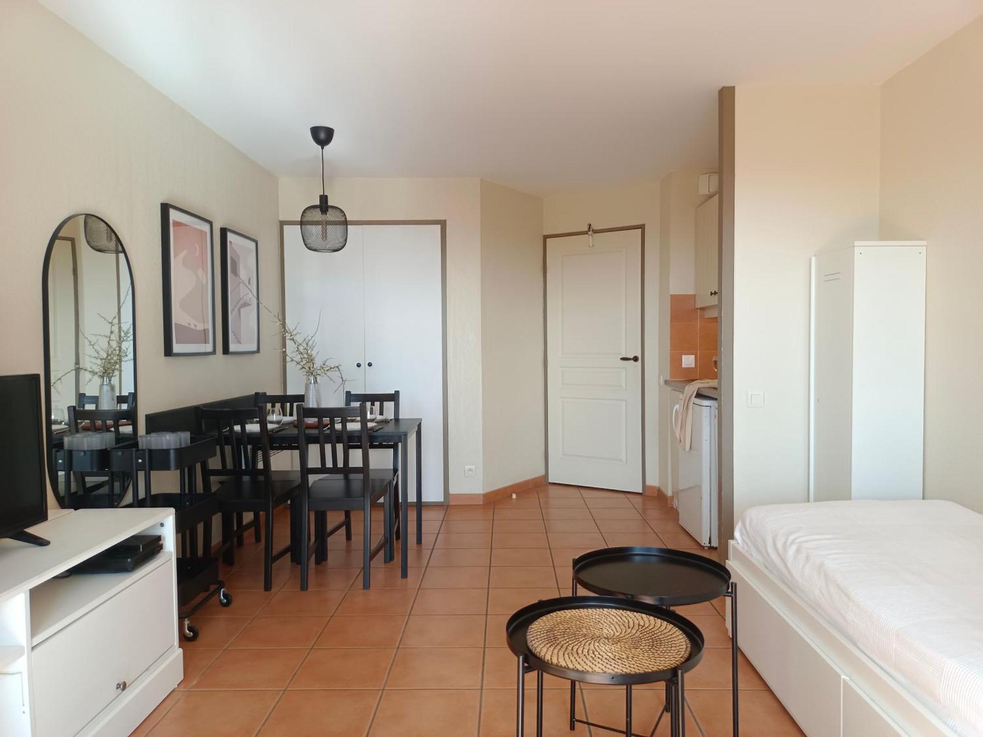 T1 Bis Avec Piscine Vue Golf Et Montagnes Apartamento Arcangues Exterior foto